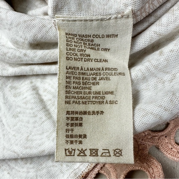 Anthro Let Me Be Eyelet Swing Top Sz XL Sleeveless Tiered Silhouette Boho Dreamy - Picture 16 of 16